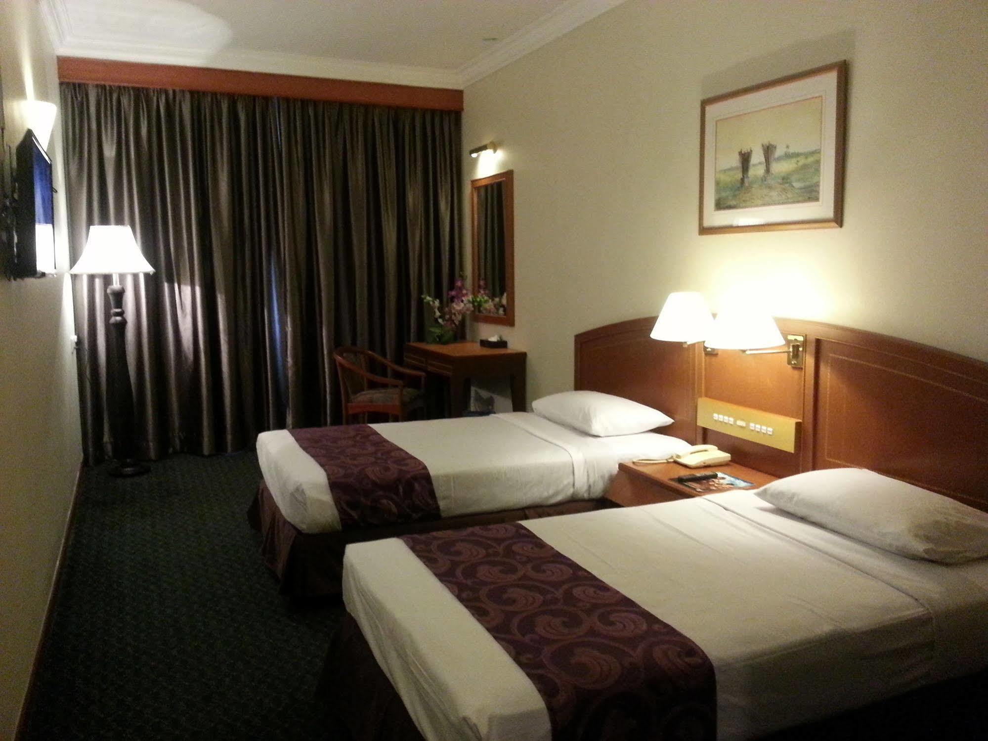 Orkid Hotel Melaka 外观 照片